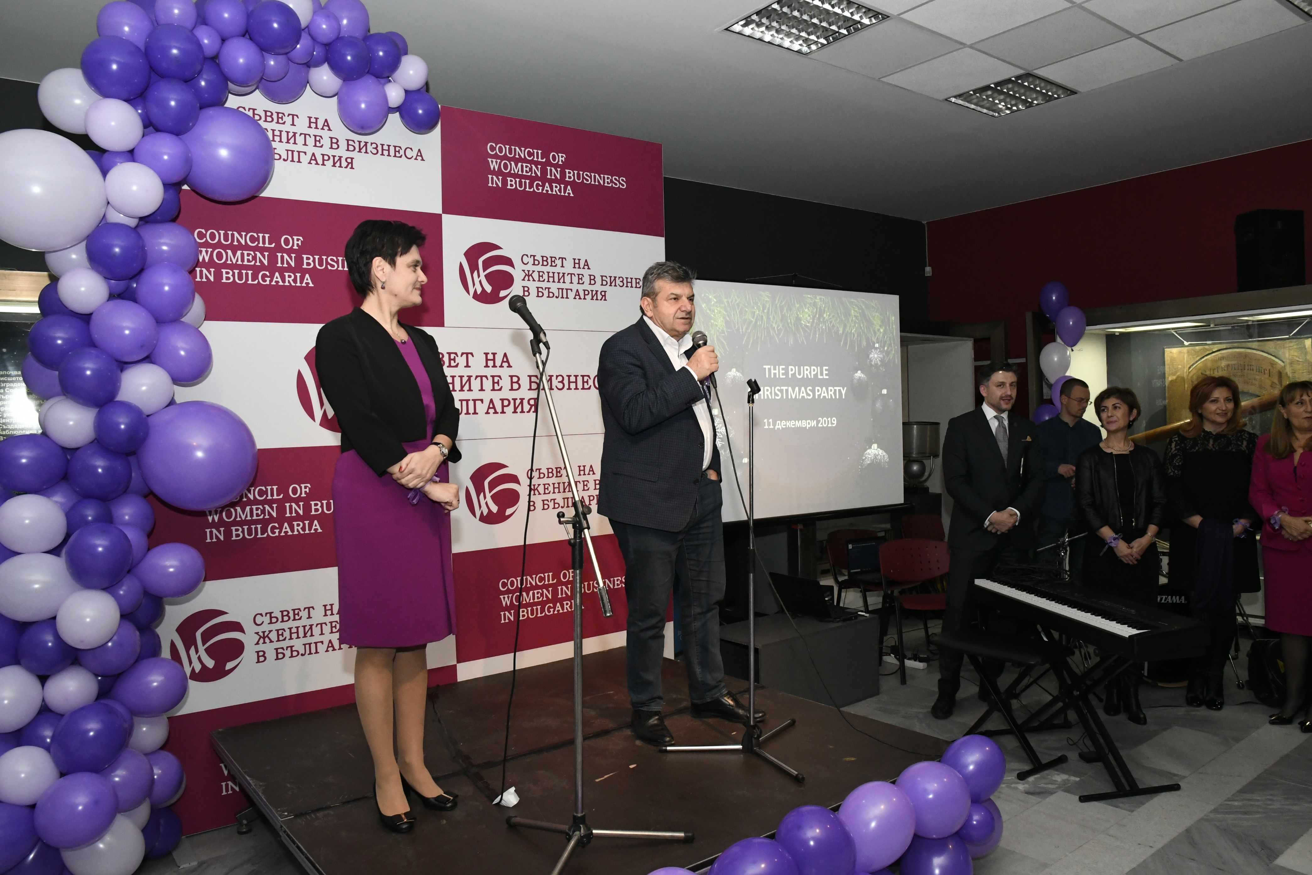 Коледен коктейл в края на успешната 2019